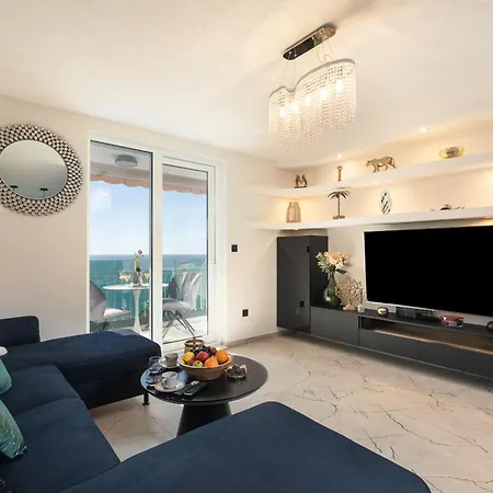 Superior La Boheme With Balcony And Sea View Apartment
