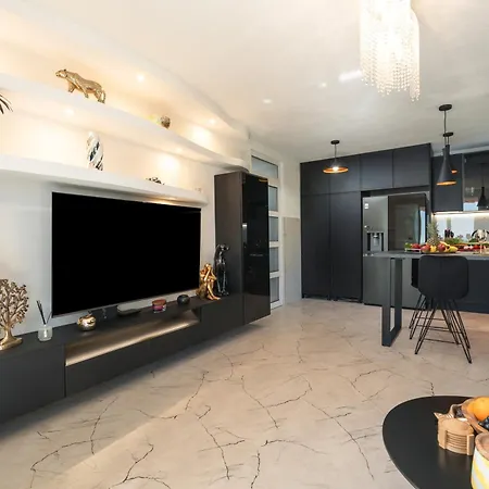 Superior La Boheme With Balcony And Sea View Apartment