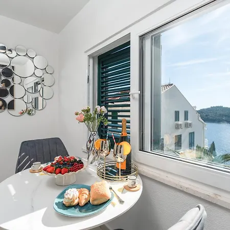 Apartment Superior La Boheme With Balcony And Sea View